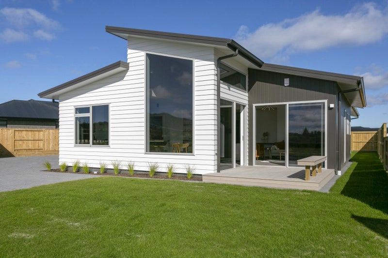 24 Raupo Crescent, Wharewaka, Taupo - Carousel 2