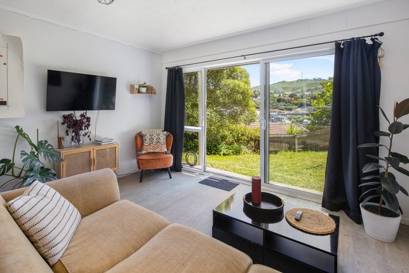 4/1 Harland Street, Brooklyn, Wellington - Carousel 2