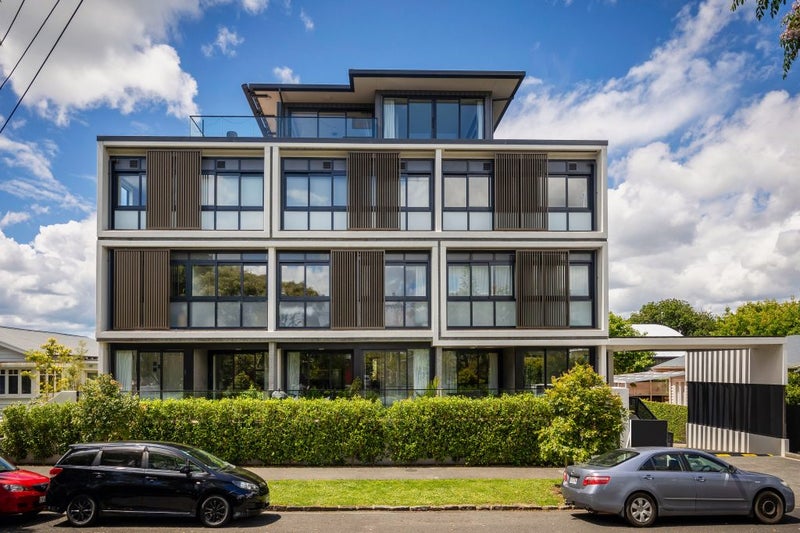 104/9 Walmer Road, Point Chevalier, Auckland - Carousel 1