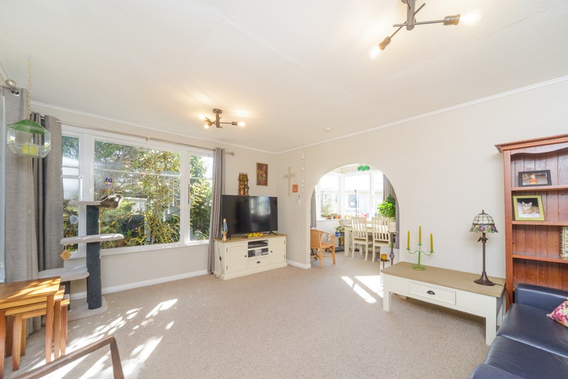 11 Sinclair Avenue, Highbury, Palmerston North - Carousel 2
