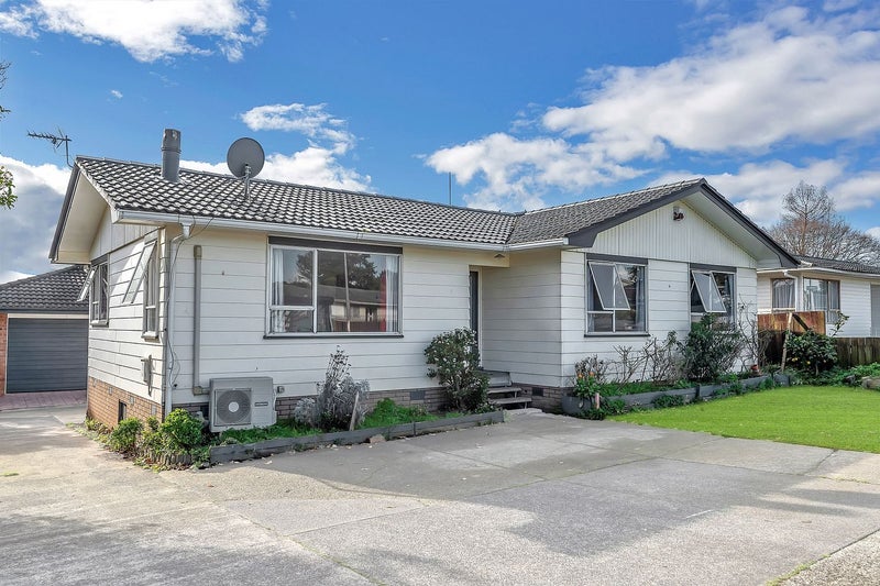 46 Te Irirangi Drive, Clover Park, Auckland - Carousel 2