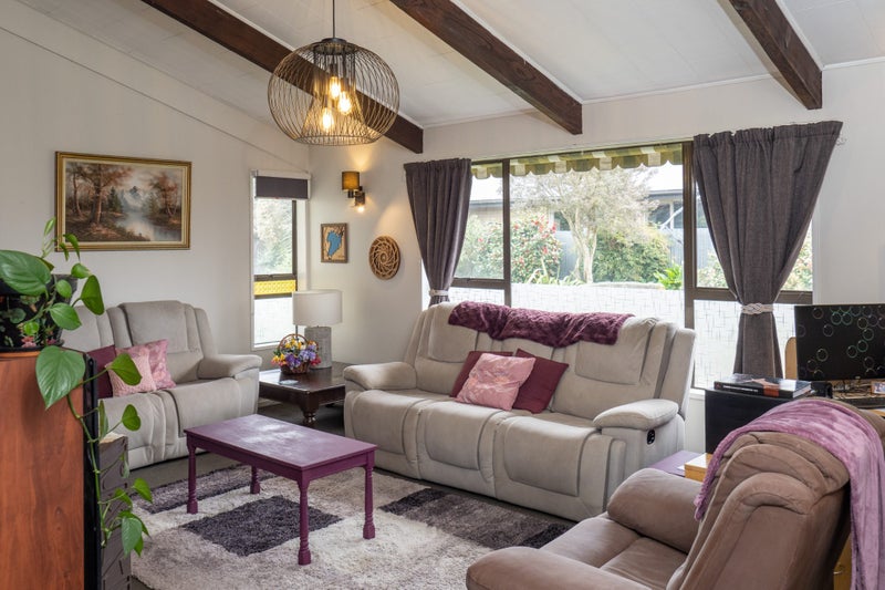 11 Graham Street, Tinwald, Ashburton - Carousel 2