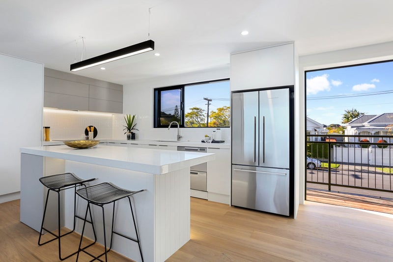 5 Manatu Street, Mount Eden, Auckland - Carousel 2