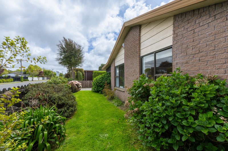 1/472 Avonhead Road, Avonhead, Christchurch - Carousel 17