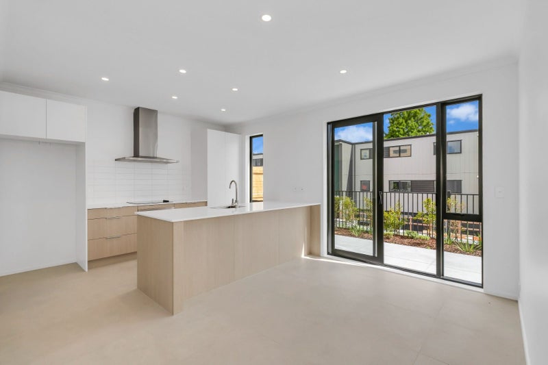 9B Tobruk Road, Panmure, Auckland - Carousel 2