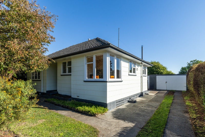 613 Collinge Place, Mayfair, Hastings - Carousel 16