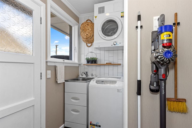 2 Wychwood Crescent, Bishopdale, Christchurch - Carousel 18