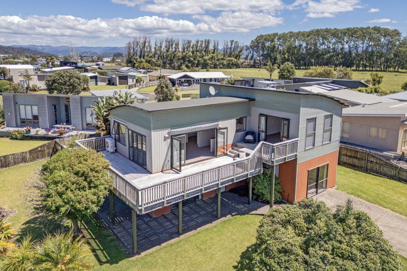 12 Martin Place, Cooks Beach, Whitianga - Carousel 1
