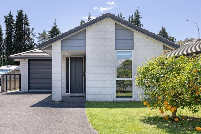 25 Saltwood Lane, Bethlehem, Tauranga - Carousel 2