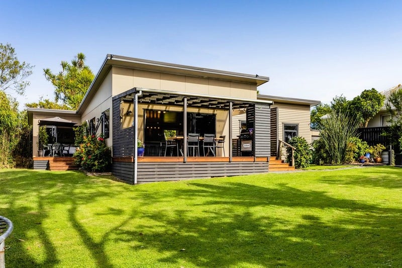 6 Moana Crescent, Blagdon, New Plymouth - Carousel 2