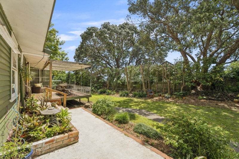 54 Taylor Road, Mangere Bridge, Auckland - Carousel 19