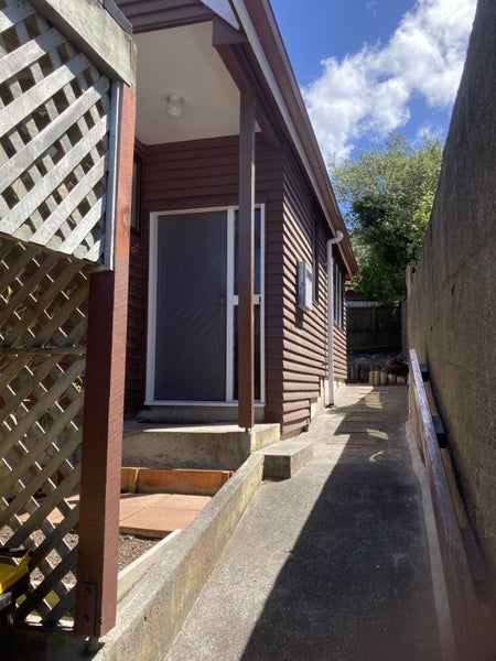 2/166 Moxham Avenue, Hataitai, Wellington - Carousel 20
