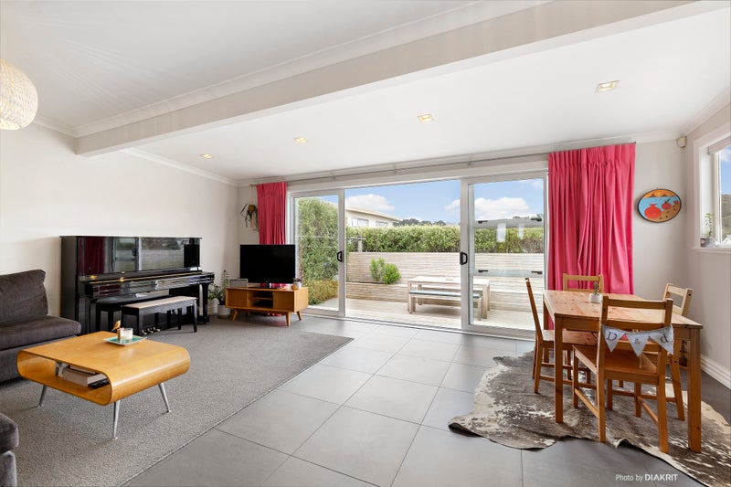 46 Overtoun Terrace, Hataitai, Wellington - Carousel 2