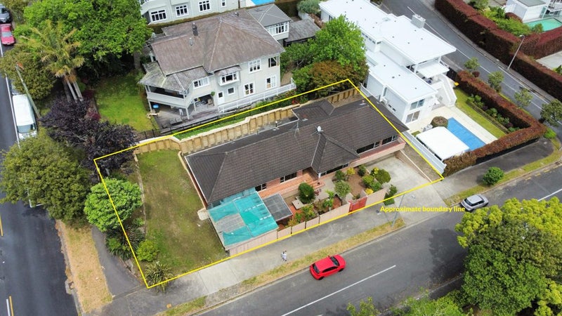 33 Eastbourne Road, Remuera, Auckland - Carousel 1