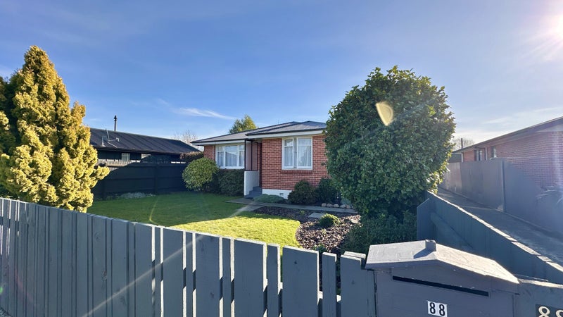 88 Grove Street, Tinwald, Ashburton - Carousel 1