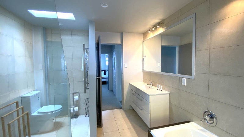 70 Hebron Road, Waiake, Auckland - Carousel 24