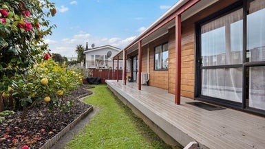 14A Reeves Road, Pakuranga, Auckland - Carousel 1