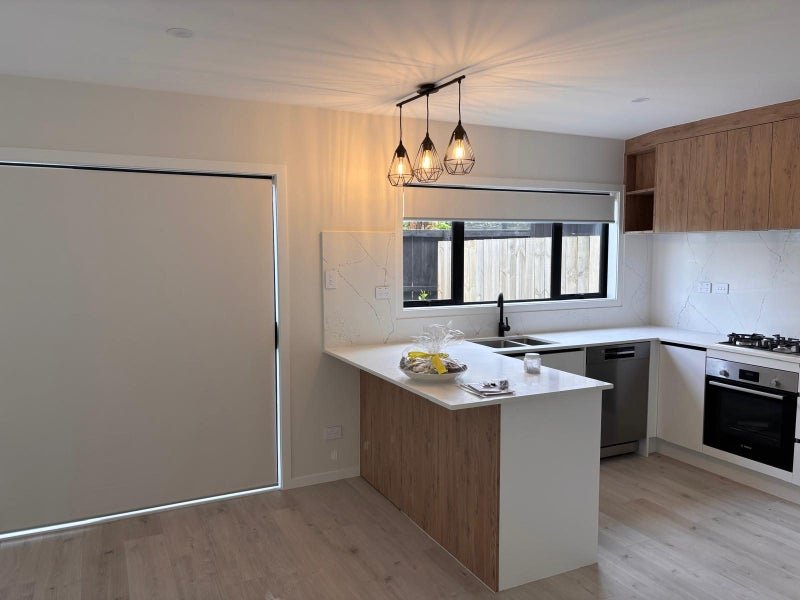 33D Patons Road, Howick, Auckland - Carousel 2