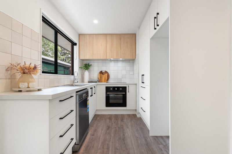 29 Walpole Street, Waltham, Christchurch - Carousel 2