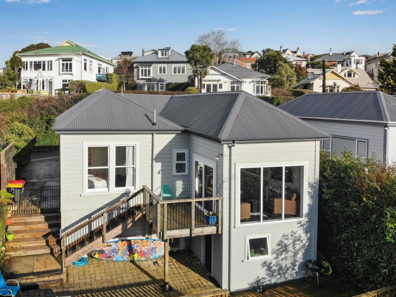 29 Erin Street, Roslyn, Dunedin - Carousel 1