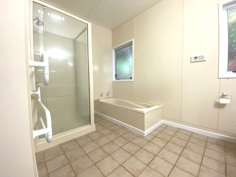 44 Rama Crescent, Khandallah, Wellington - Carousel 9