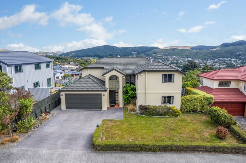 138 Woodman Drive, Tawa, Wellington - Carousel 40