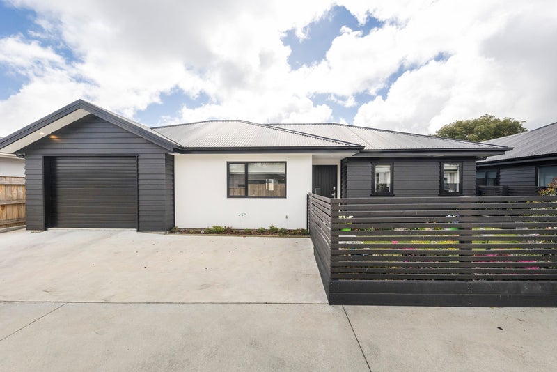 24A Roberts Line, Kelvin Grove, Palmerston North - Carousel 2