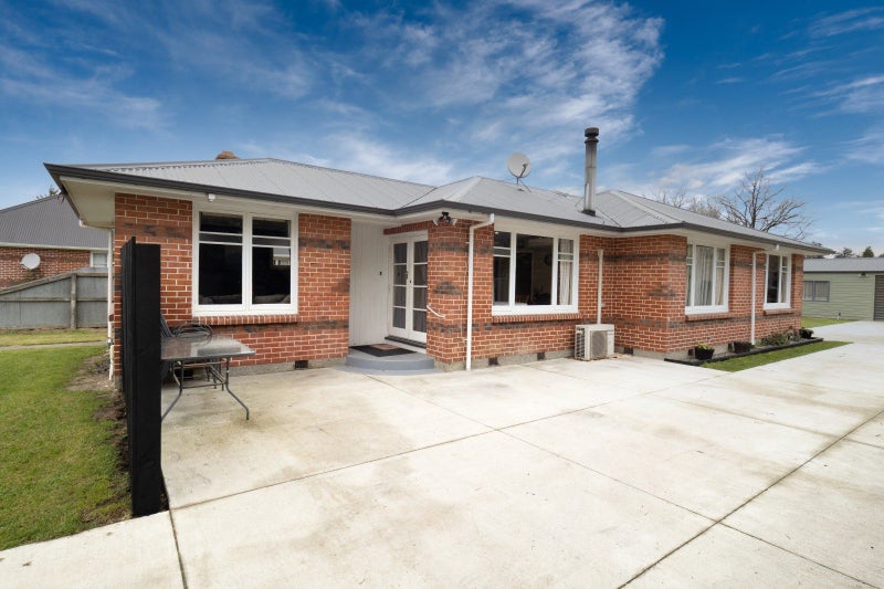 17 Middle Road, Allenton, Ashburton - Carousel 1