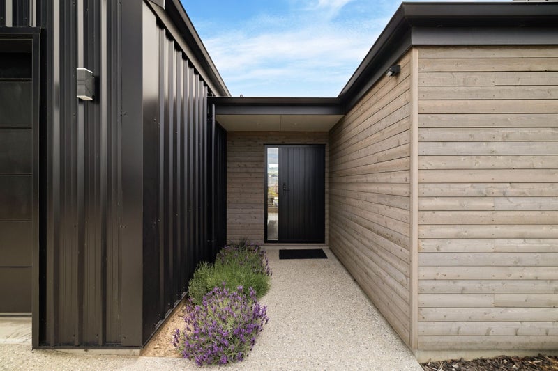 15 Riverslea Road, Wanaka - Carousel 2