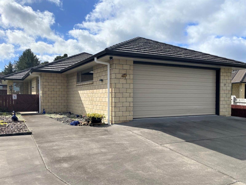 19 North Crest Drive, Onerahi, Whangarei - Carousel 1