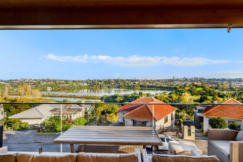 28A Awarua Crescent, Orakei, Auckland - Carousel 2