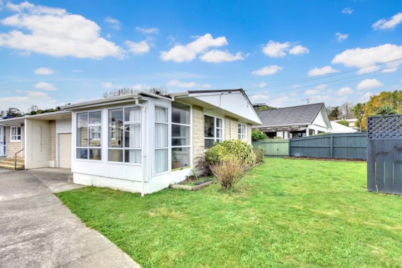 1/11 Arapiki Road, Stoke, Nelson - Carousel 2