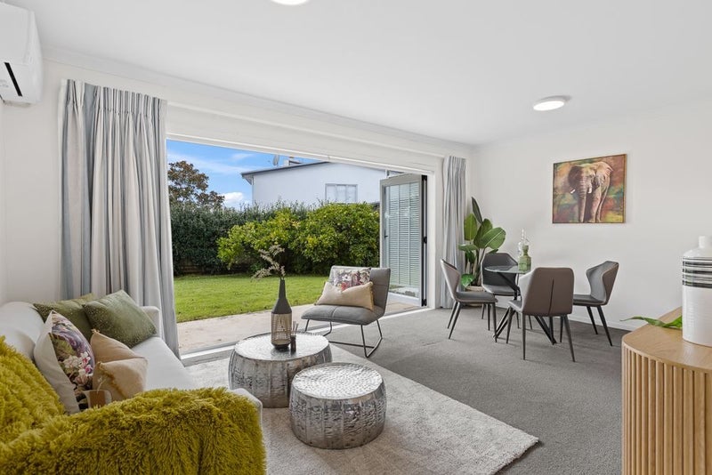 2/133 Shakespeare Road, Milford, Auckland - Carousel 2