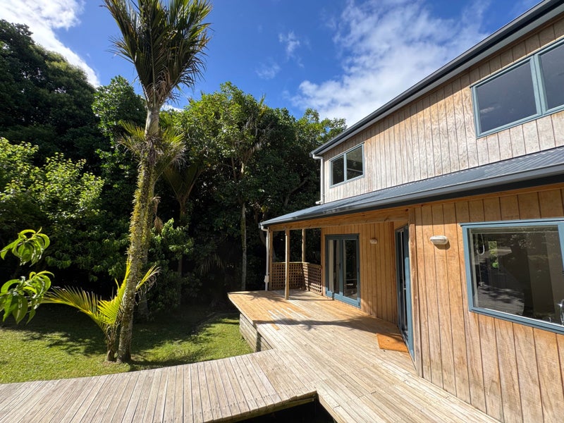 1 Te Toki Road, Ostend, Waiheke Island - Carousel 16