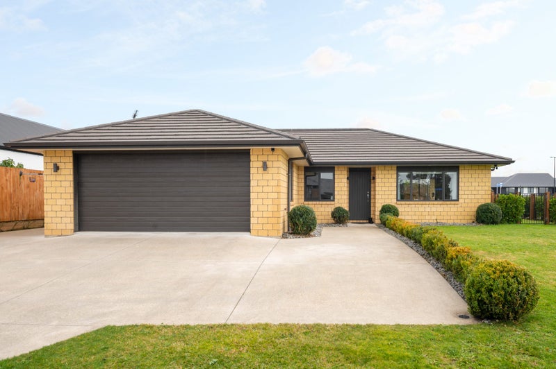 4 Matawhero Place, Hamilton - Carousel 1