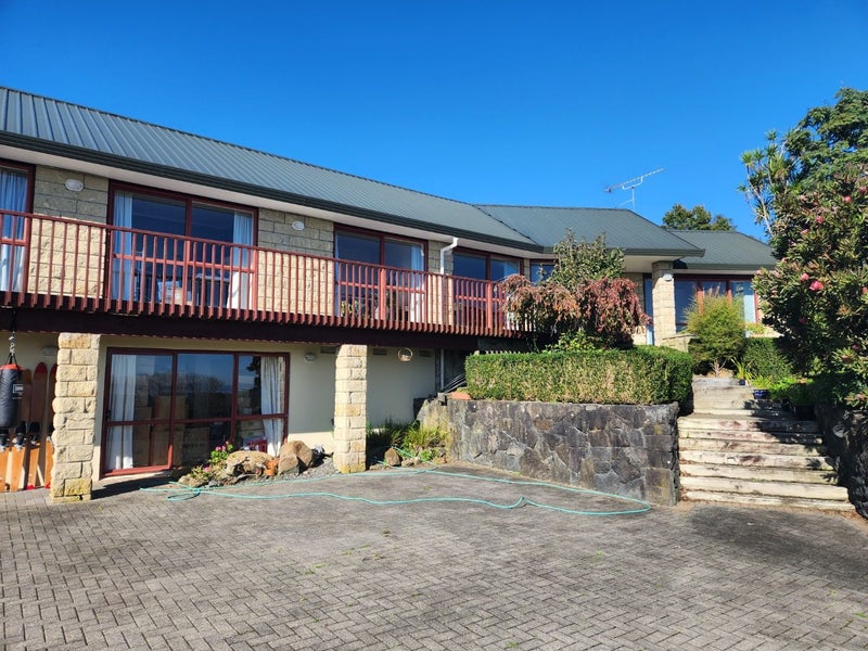 19 Judge Richardson Drive, Papakura - Carousel 2