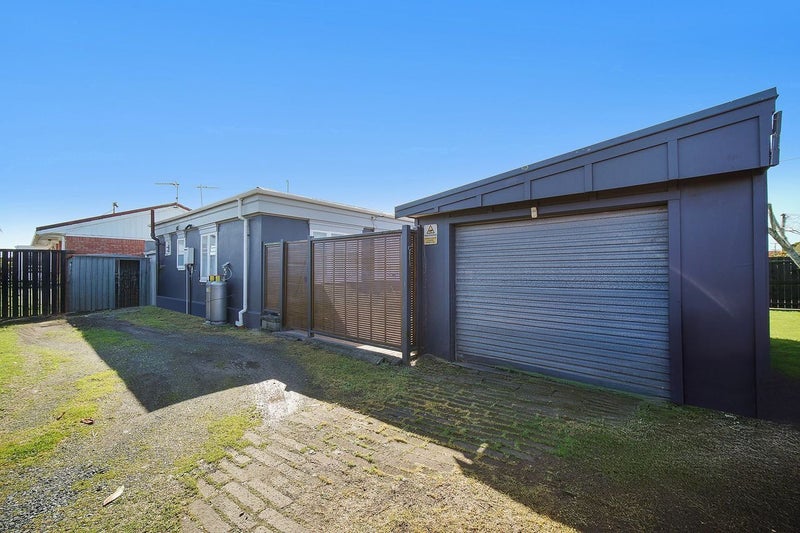 1/240 St George Street, Papatoetoe, Auckland - Carousel 13