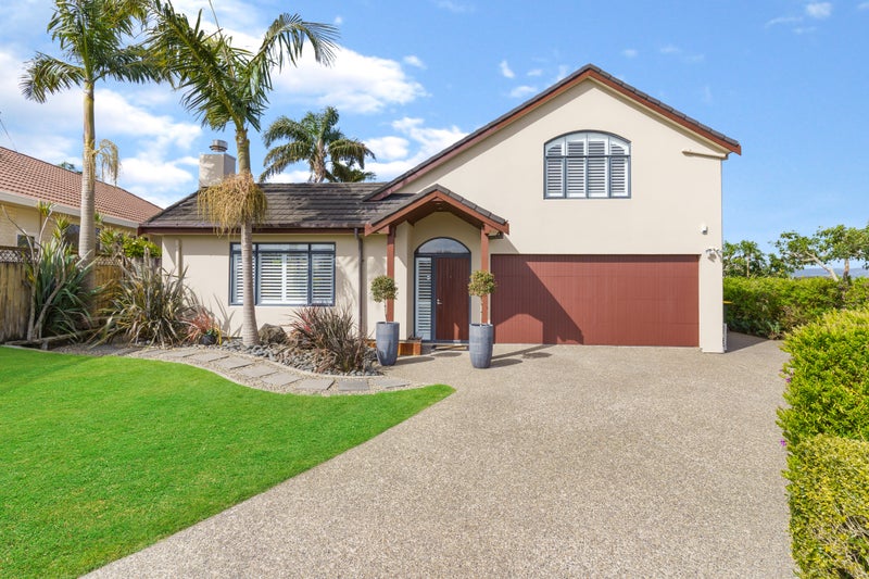 10 Pat O'Connor Place, Manurewa, Auckland - Carousel 1