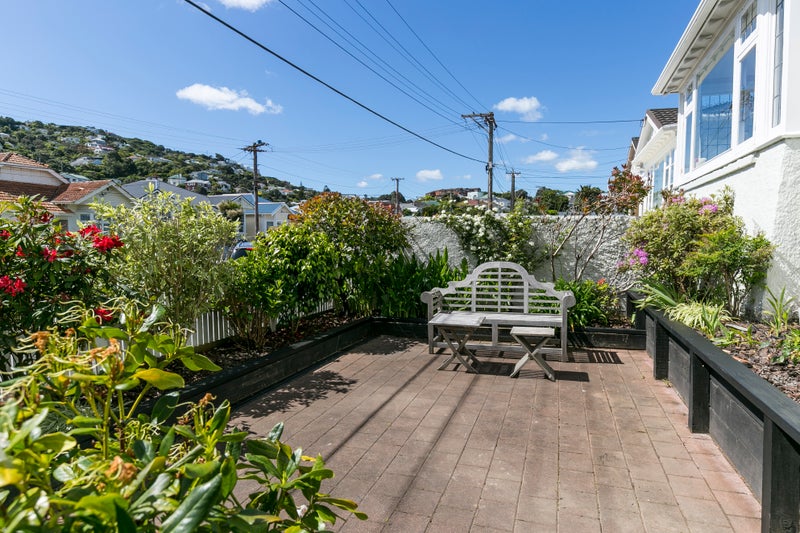 57 Waipapa Road, Hataitai, Wellington - Carousel 2