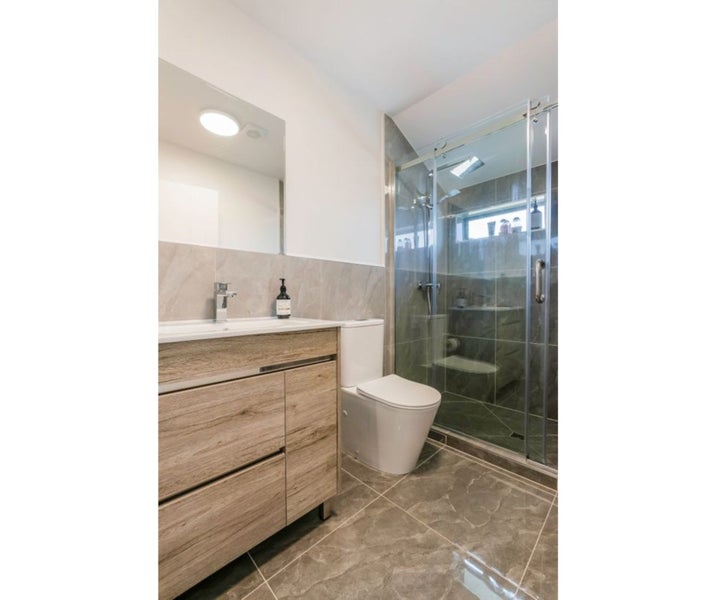 37E Thomas Road, Mangere, Auckland - Carousel 12
