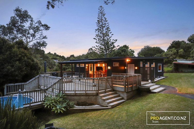 144 Victory Road, Laingholm, Auckland - Carousel 1