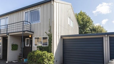 3/27 Packe Street, Edgeware, Christchurch - Carousel 1
