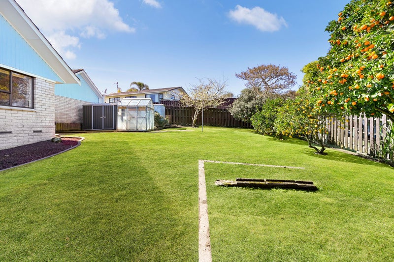 67 Pohutukawa Drive, Pukete, Hamilton - Carousel 16