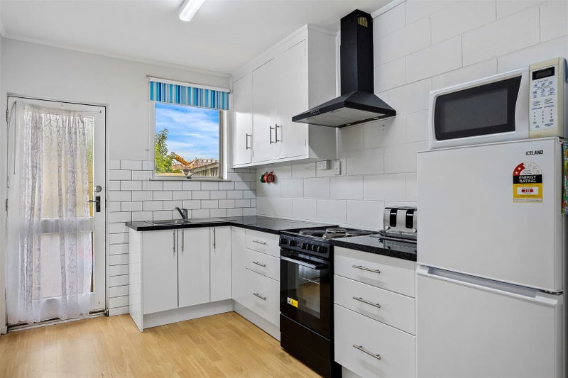 5/35 Ward Street, Addington, Christchurch - Carousel 1