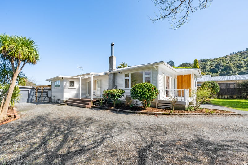10 Richard Street, Belmont, Lower Hutt - Carousel 1