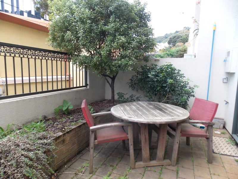 83L Hill Street, Thorndon, Wellington - Carousel 1
