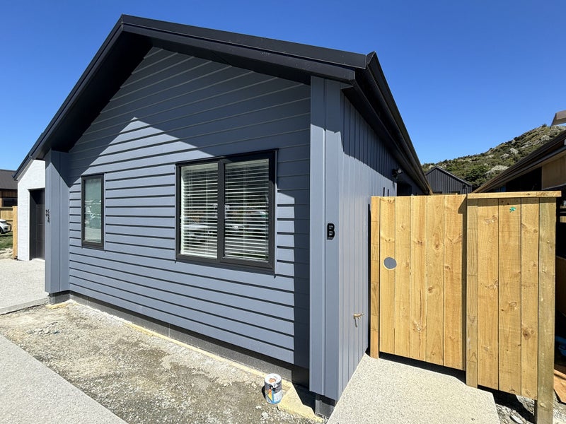 32 Kernel Loop, Jacks Point, Queenstown - Carousel 1