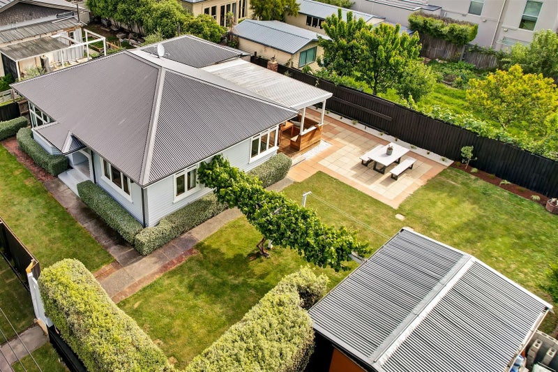 7 Forfar Street, St Albans, Christchurch - Carousel 11