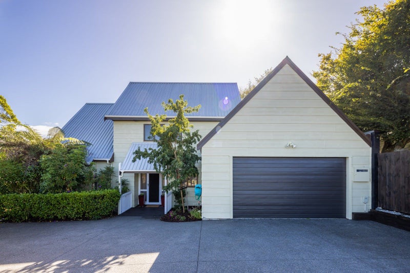 8 Deborah Place, Dinsdale, Hamilton - Carousel 1