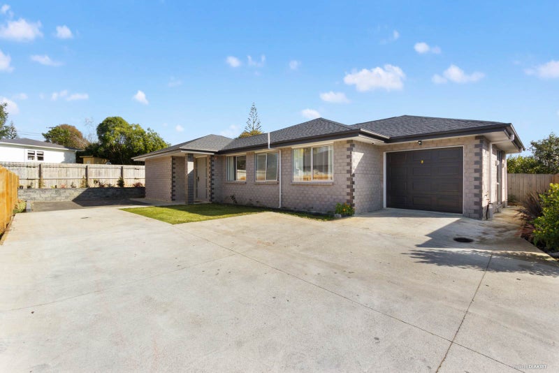 3/57F Forest Hill Road, Henderson, Auckland - Carousel 1
